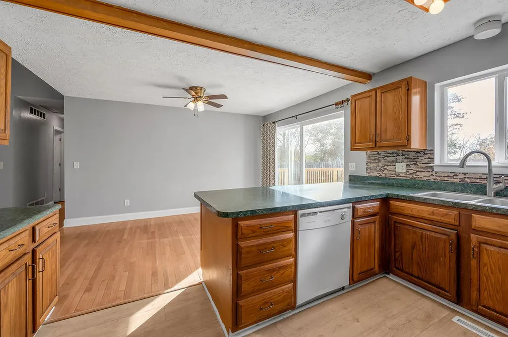 3285 Shoal Lake Drive Lexington KY 40515