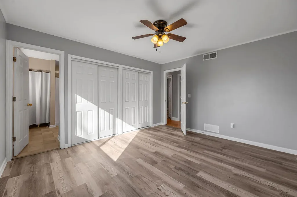 3285 Shoal Lake Drive Lexington KY 40515