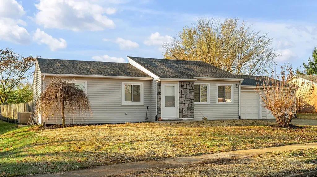 3285 Shoal Lake Drive Lexington KY 40515