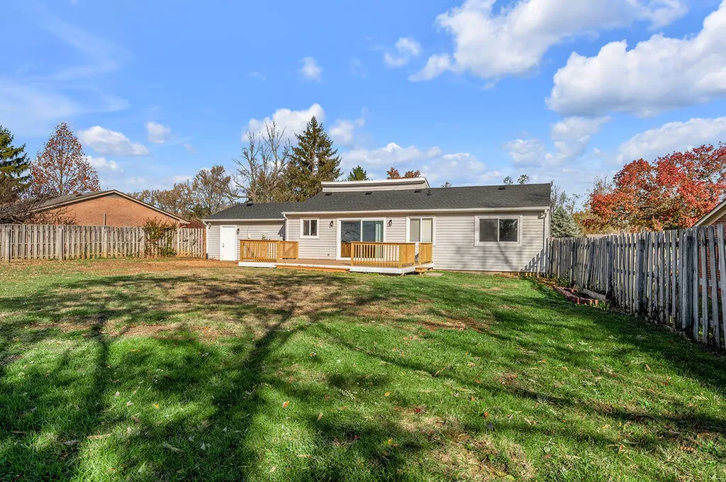 3285 Shoal Lake Drive Lexington KY 40515