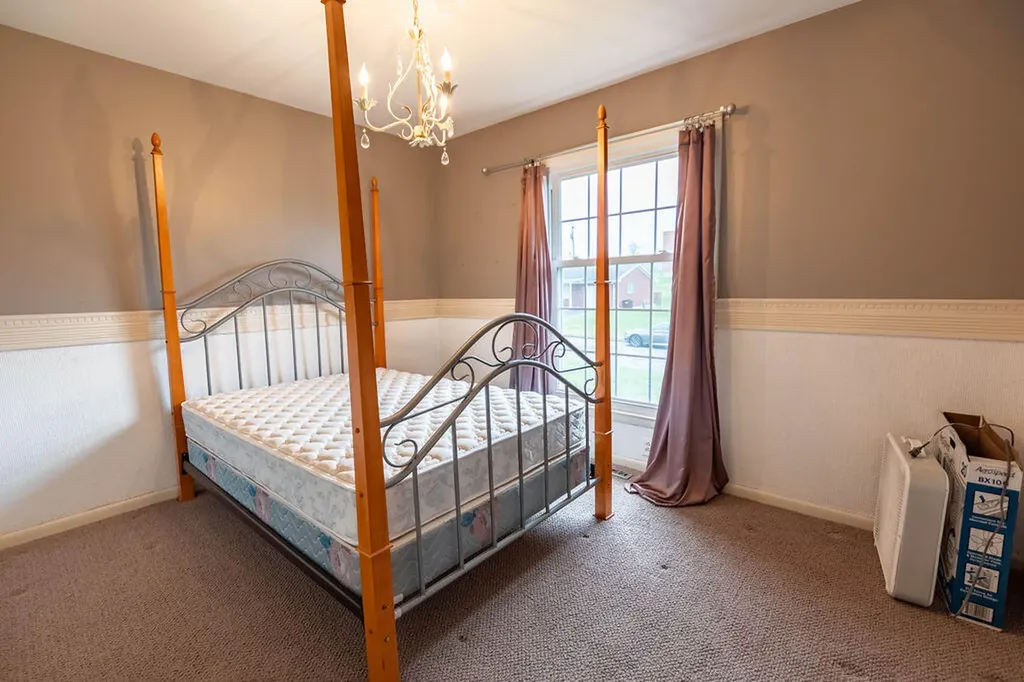 107 Pin Oak Drive Lancaster KY 40444