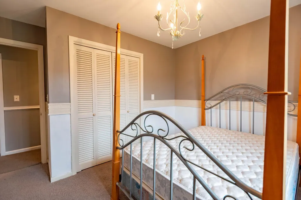 107 Pin Oak Drive Lancaster KY 40444