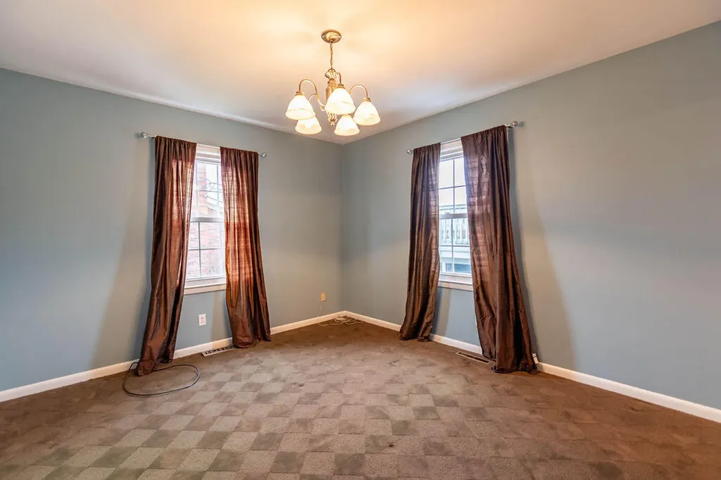 107 Pin Oak Drive Lancaster KY 40444