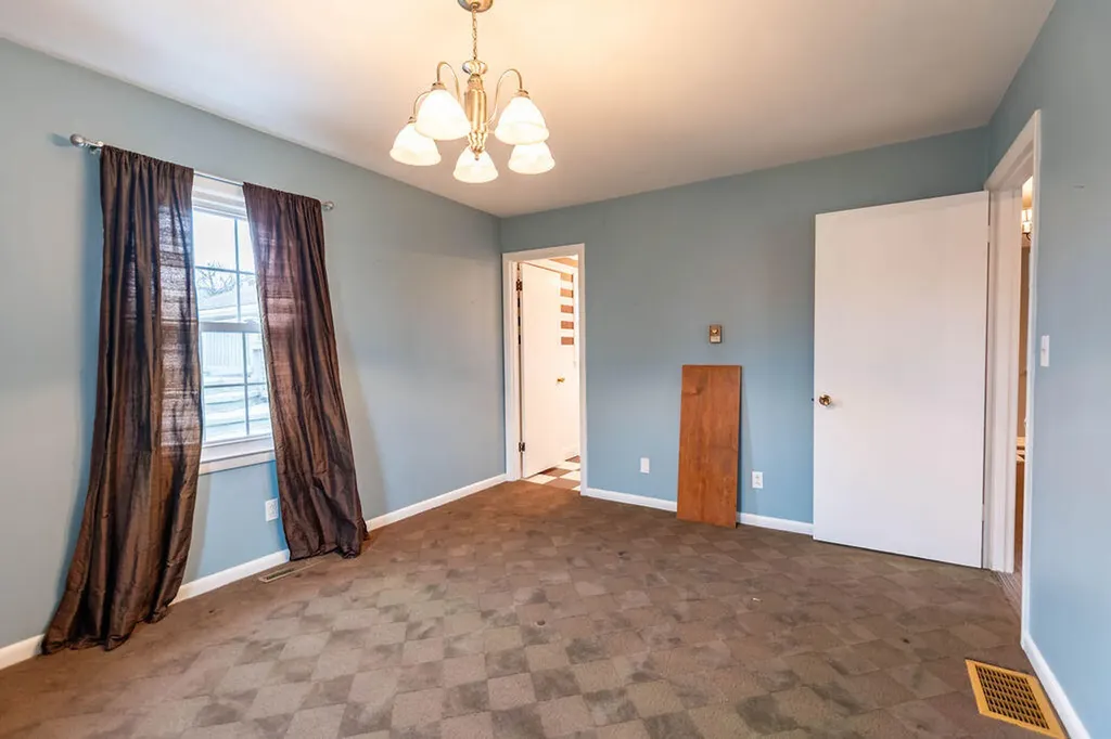 107 Pin Oak Drive Lancaster KY 40444