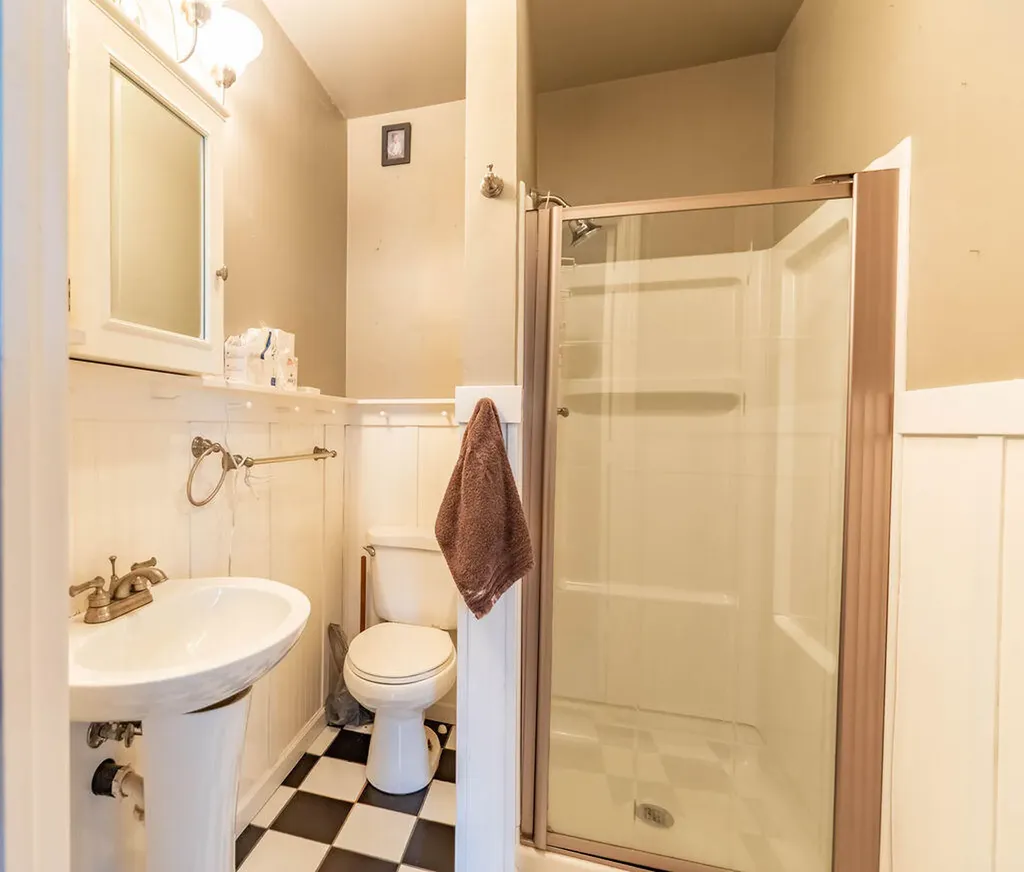 107 Pin Oak Drive Lancaster KY 40444