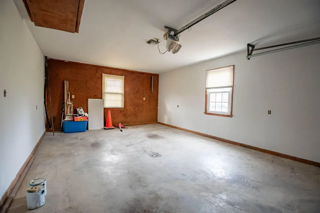 107 Pin Oak Drive Lancaster KY 40444
