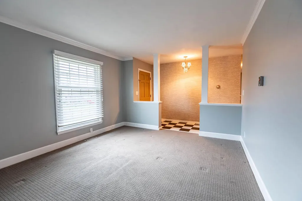 107 Pin Oak Drive Lancaster KY 40444
