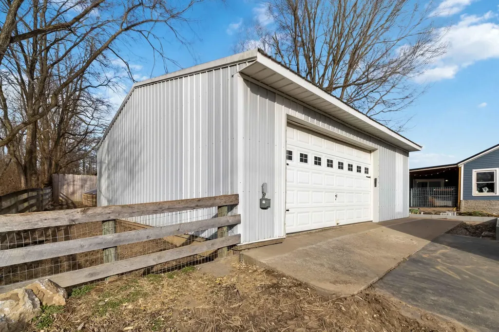 4200 Grays Run Pike Cynthiana KY 41031