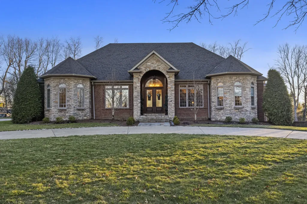 Nicholasville KY, 236 E Cambridge Lane