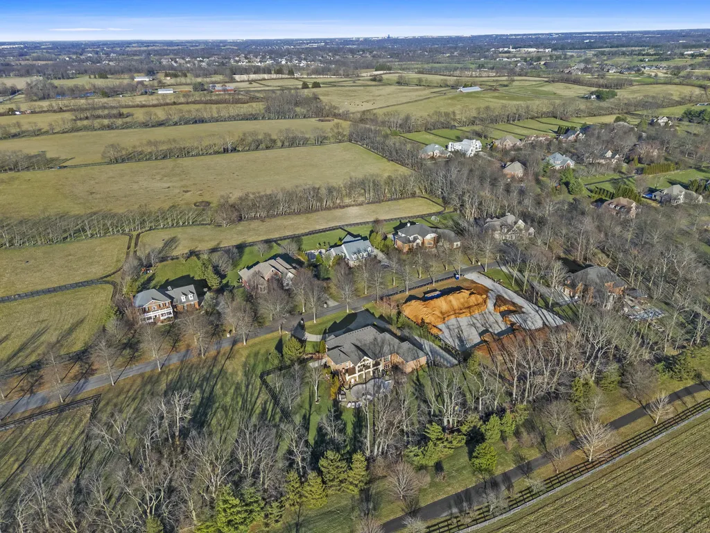 236 E Cambridge Lane Nicholasville KY 40356