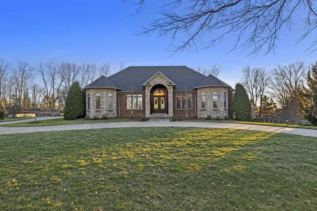 236 E Cambridge Lane Nicholasville KY 40356