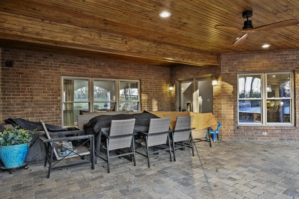 236 E Cambridge Lane Nicholasville KY 40356