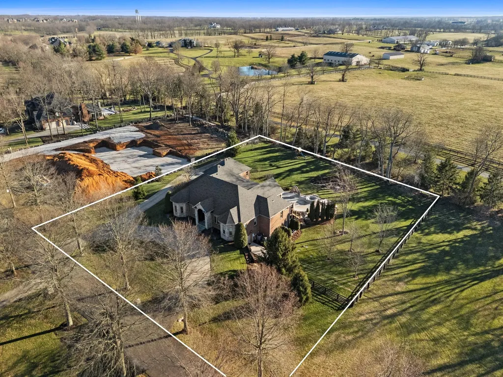 236 E Cambridge Lane Nicholasville KY 40356