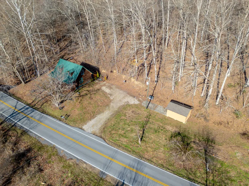 1528 Ky-377 Vanceburg KY 41179