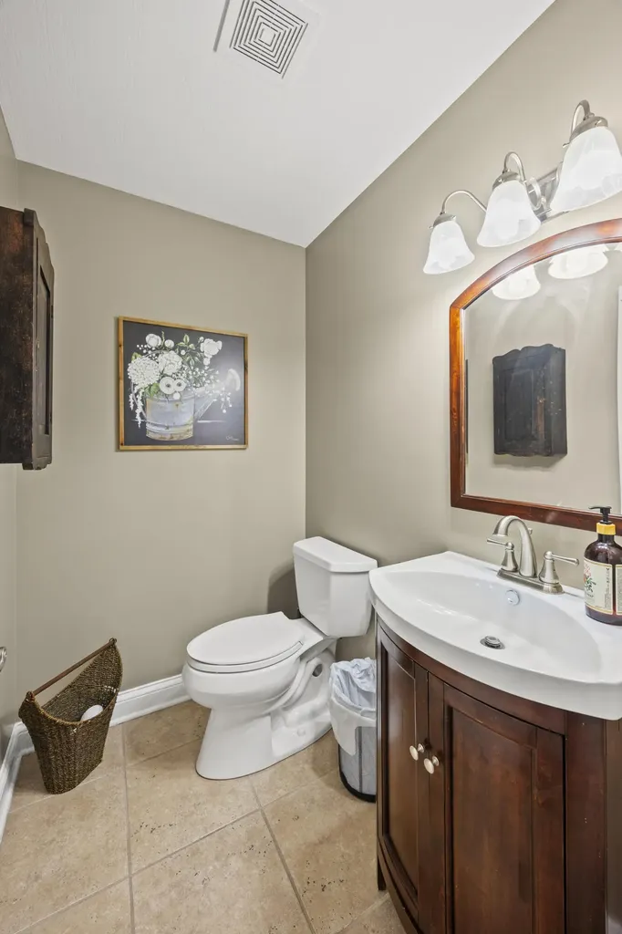 891 W Count Fleet Circle Danville KY 40422
