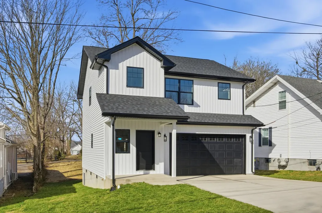 538 S Maple Street Winchester KY 40391