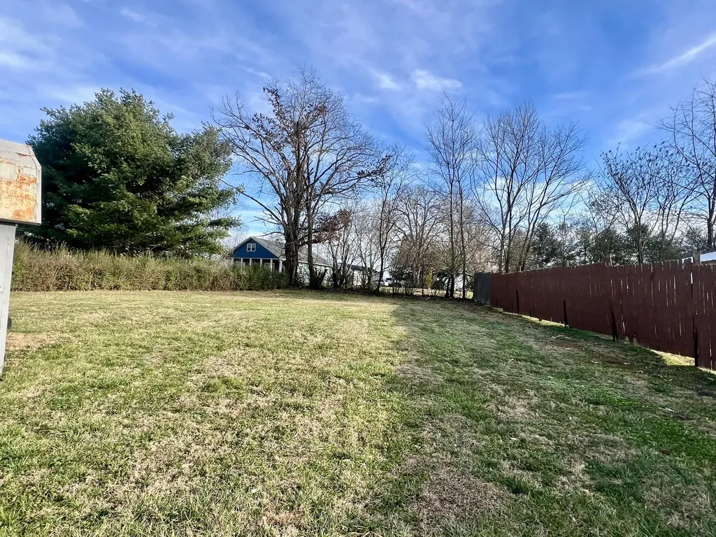 45 Frank Heock Road Crab Orchard KY 40419