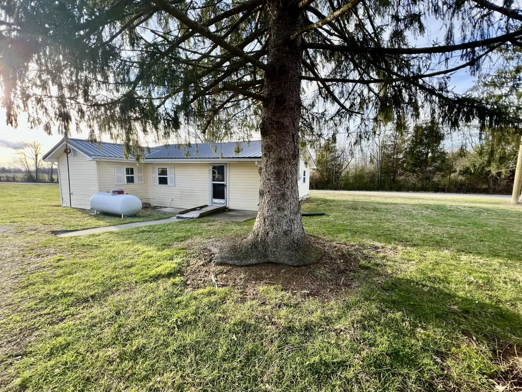 45 Frank Heock Road Crab Orchard KY 40419