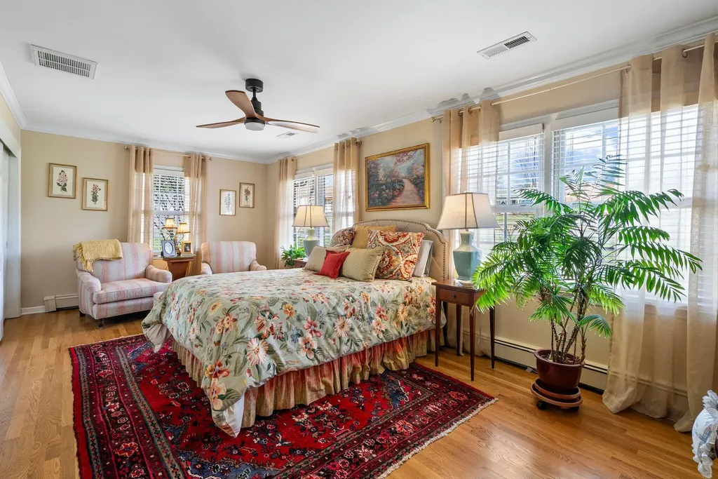 697 Cindy Blair Way Lexington KY 40503