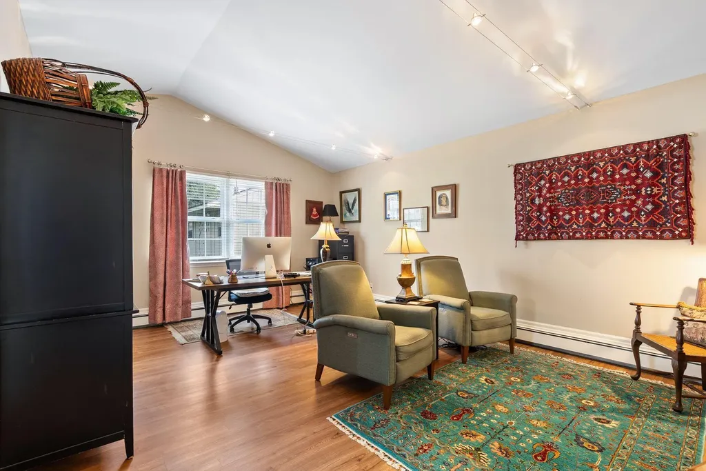 697 Cindy Blair Way Lexington KY 40503