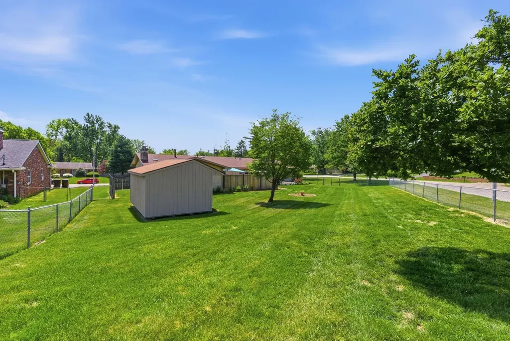 697 Cindy Blair Way Lexington KY 40503