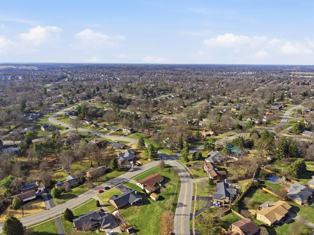 697 Cindy Blair Way Lexington KY 40503