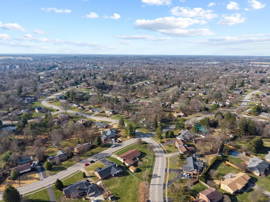 697 Cindy Blair Way Lexington KY 40503