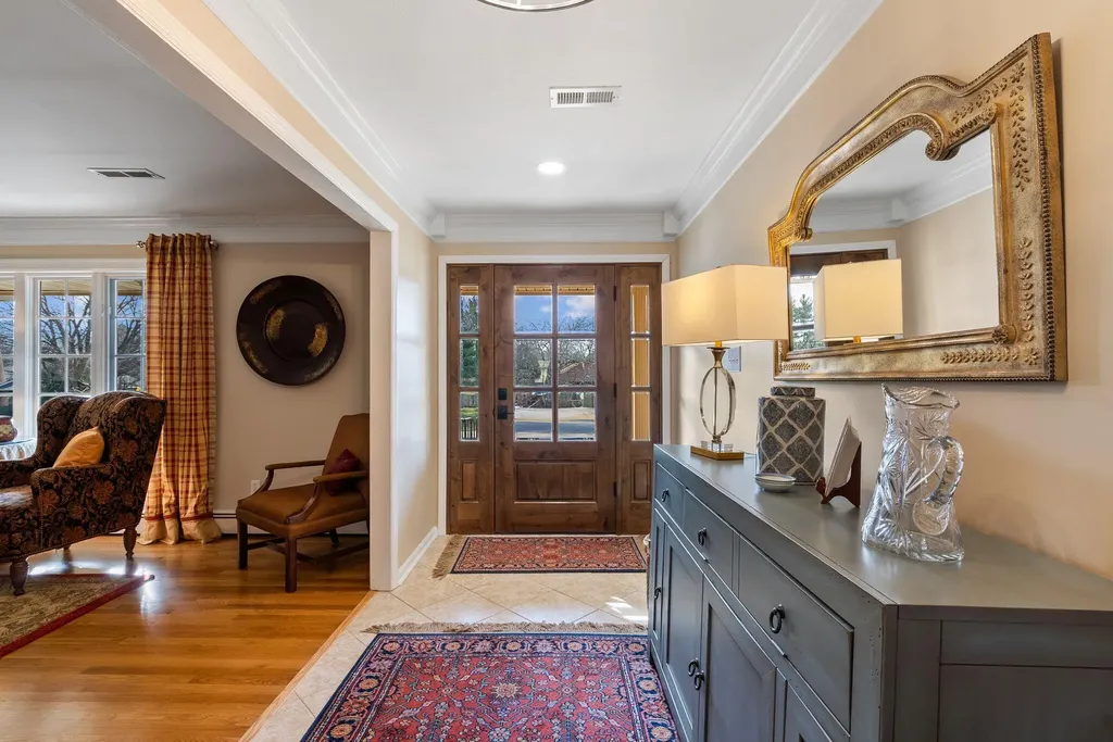 697 Cindy Blair Way Lexington KY 40503