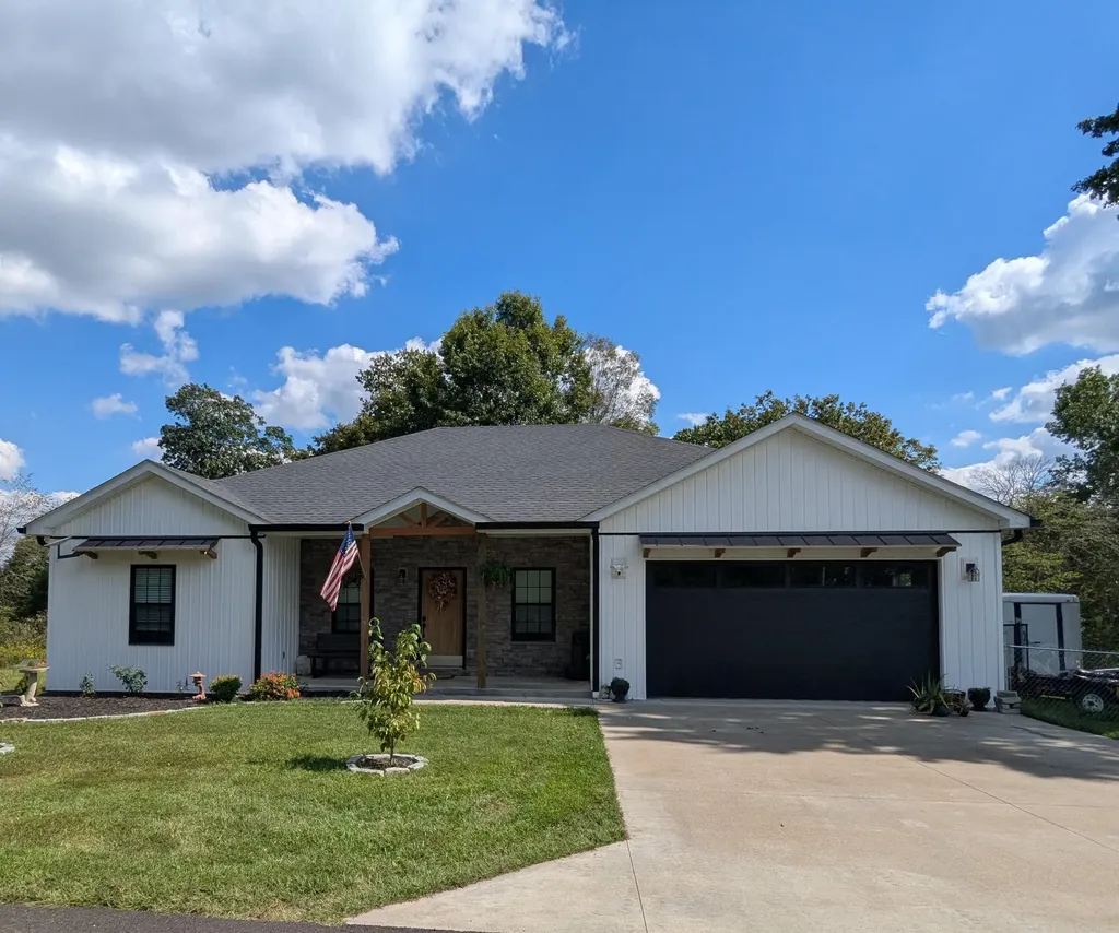 3013 Centerview Rough River Lane Hudson KY 40145