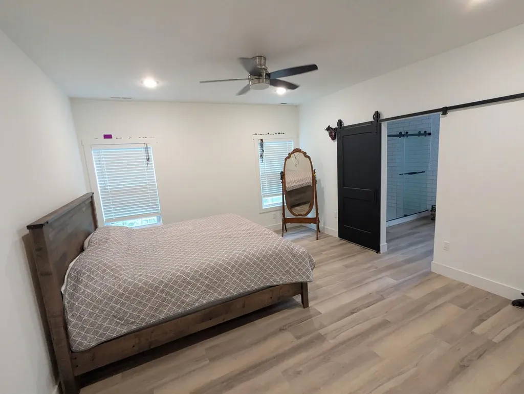 3013 Centerview Rough River Lane Hudson KY 40145