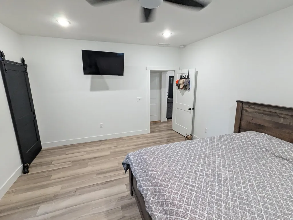 3013 Centerview Rough River Lane Hudson KY 40145