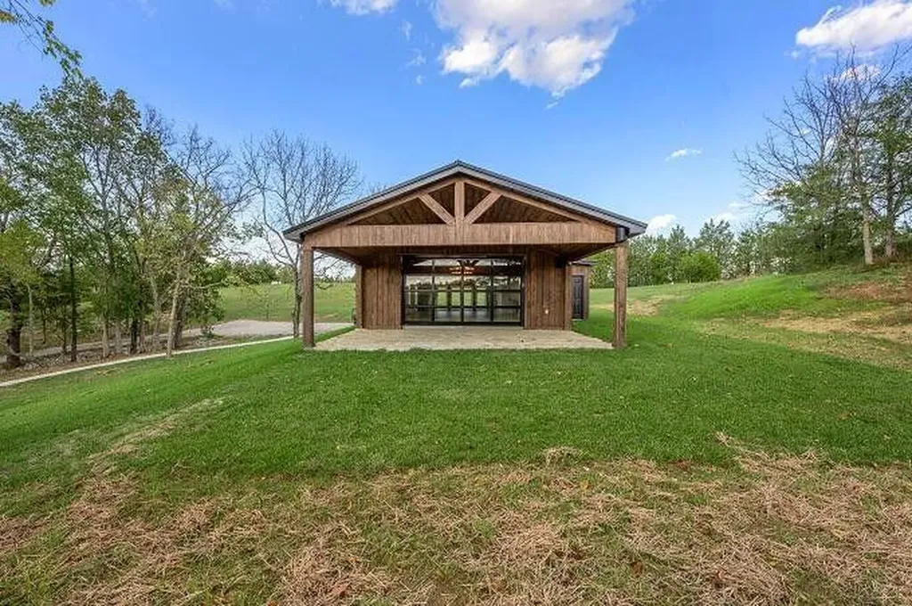 2250 Willisburg Road Lawrenceburg KY 40342