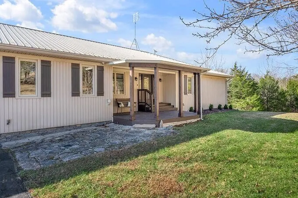 2250 Willisburg Road Lawrenceburg KY 40342