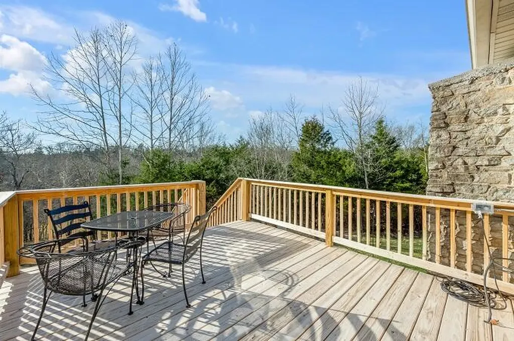 2250 Willisburg Road Lawrenceburg KY 40342