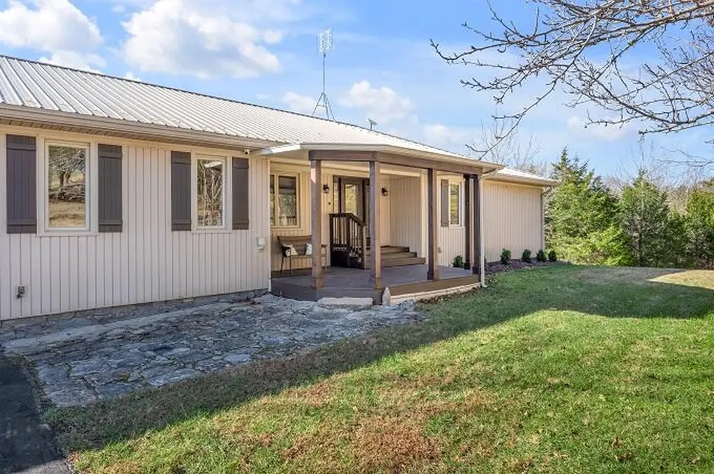 2250 Willisburg Road Lawrenceburg KY 40342