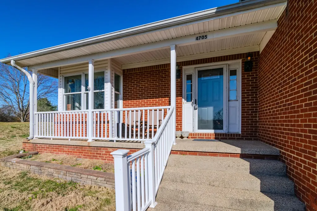 4705 Chenault Bridge Road Danville KY 40422