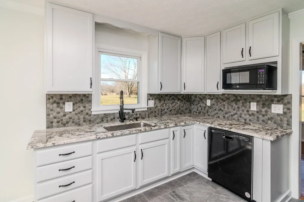 4705 Chenault Bridge Road Danville KY 40422