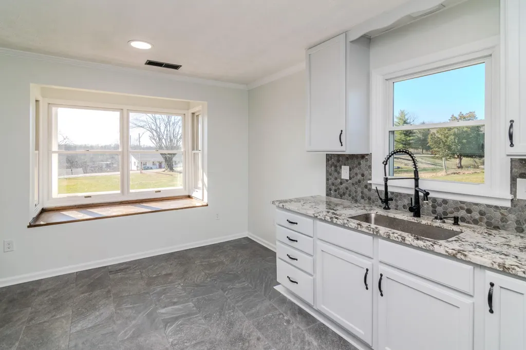 4705 Chenault Bridge Road Danville KY 40422