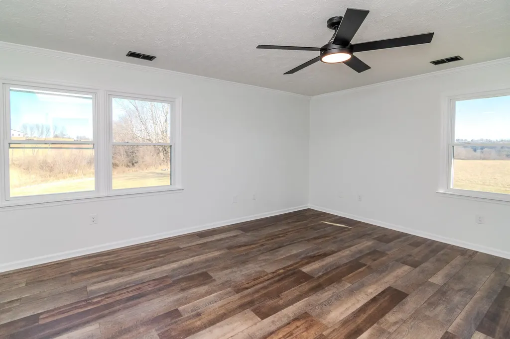 4705 Chenault Bridge Road Danville KY 40422