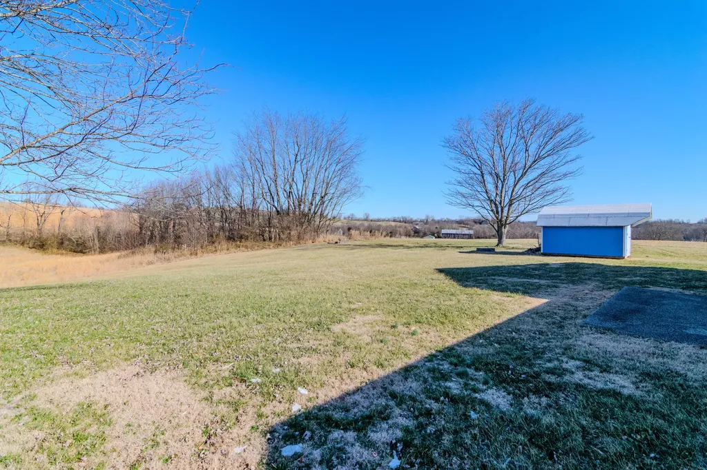 4705 Chenault Bridge Road Danville KY 40422