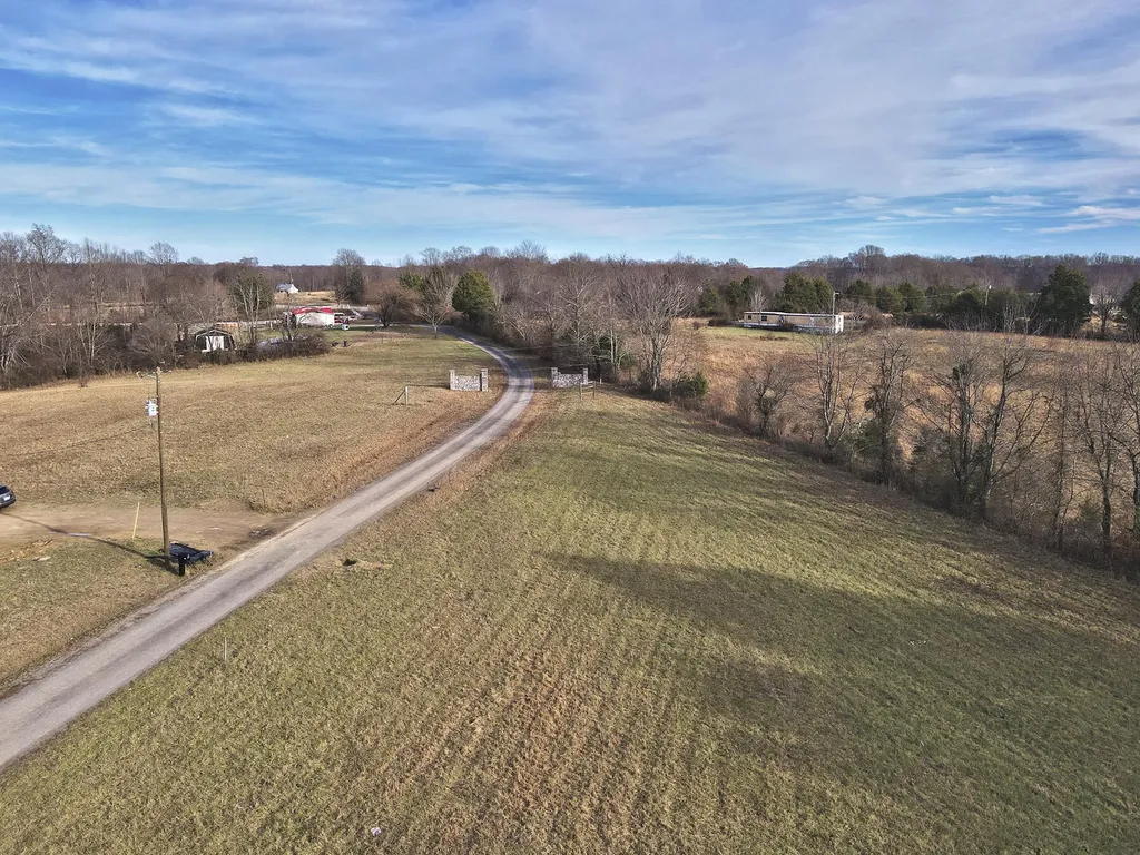 1 Dockery Road Russell Springs KY 42642