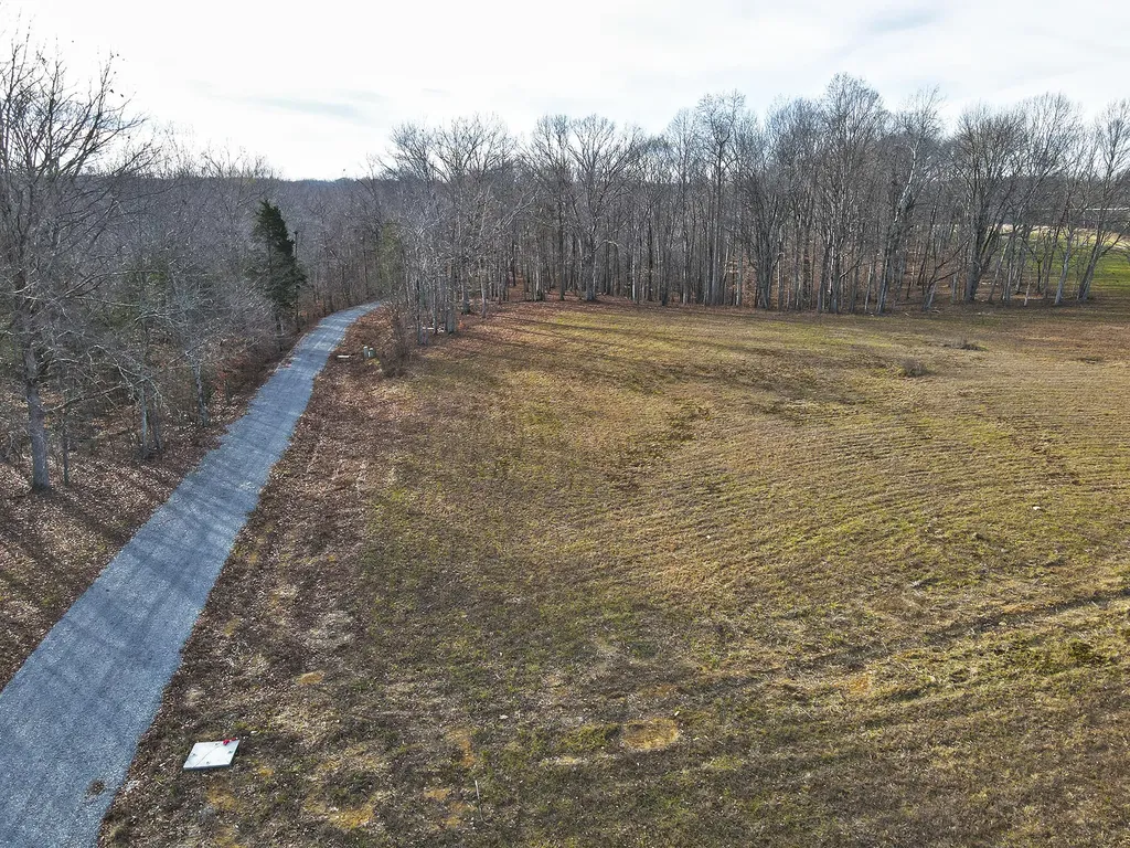 100 Dockery Road Russell Springs KY 42642