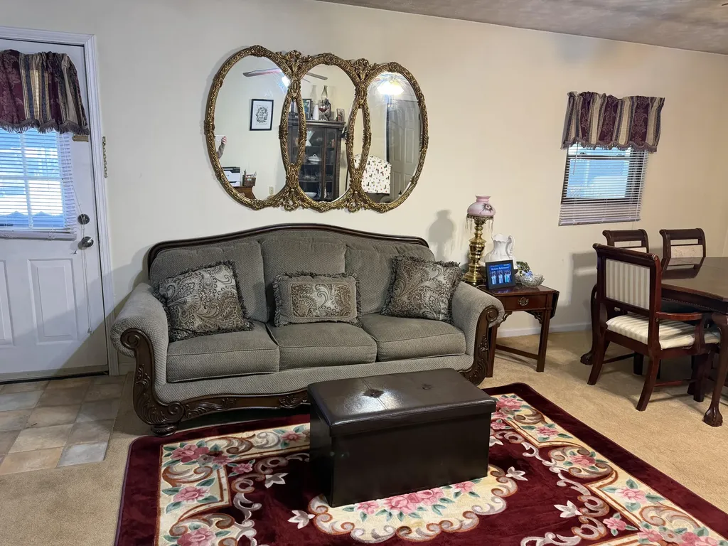 1217 Oak Hill Road Somerset KY 42503