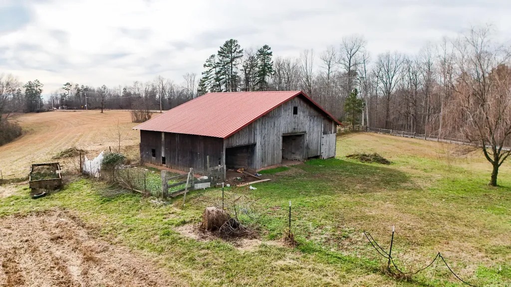 550 E 312 Corbin KY 40701