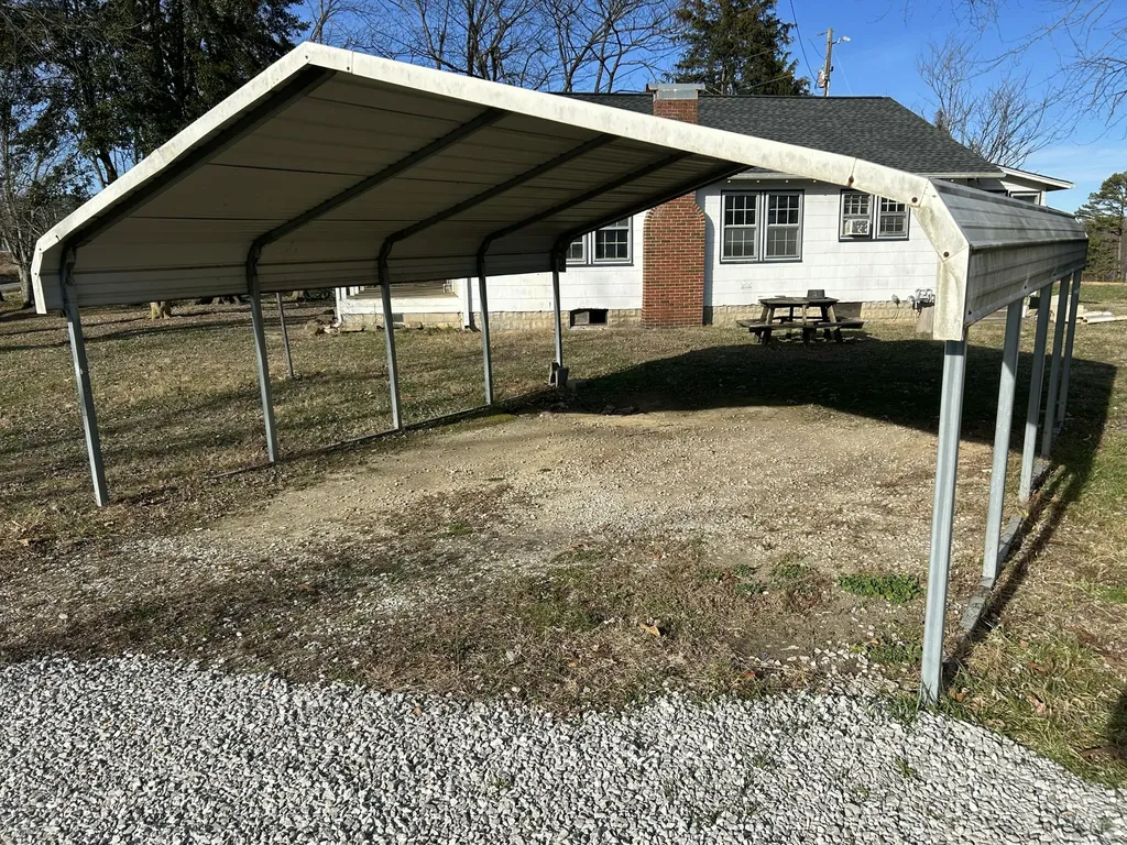 550 E 312 Corbin KY 40701