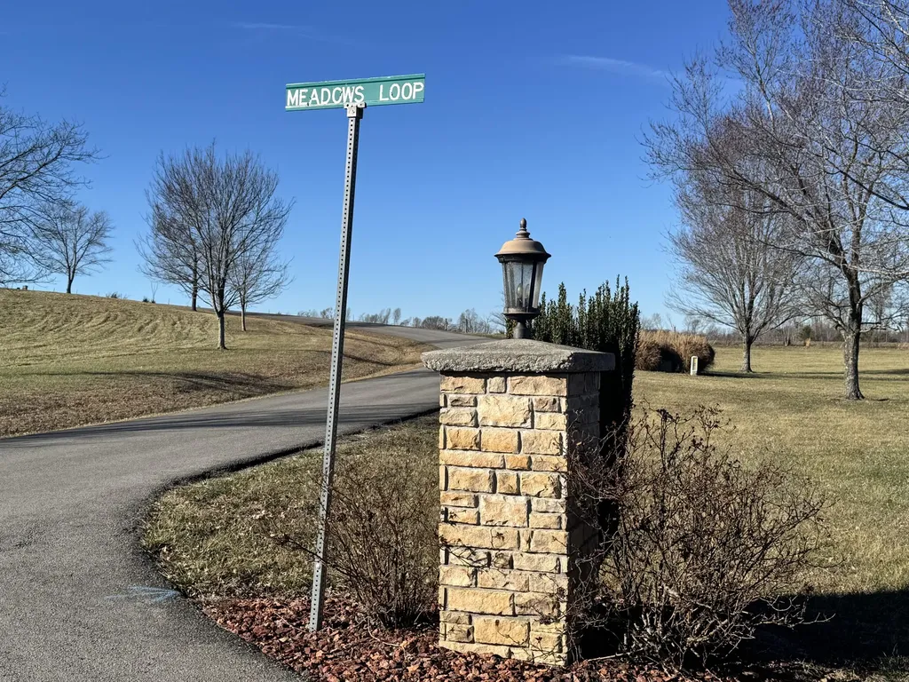 426 Cliffside Drive Russell Springs KY 42642