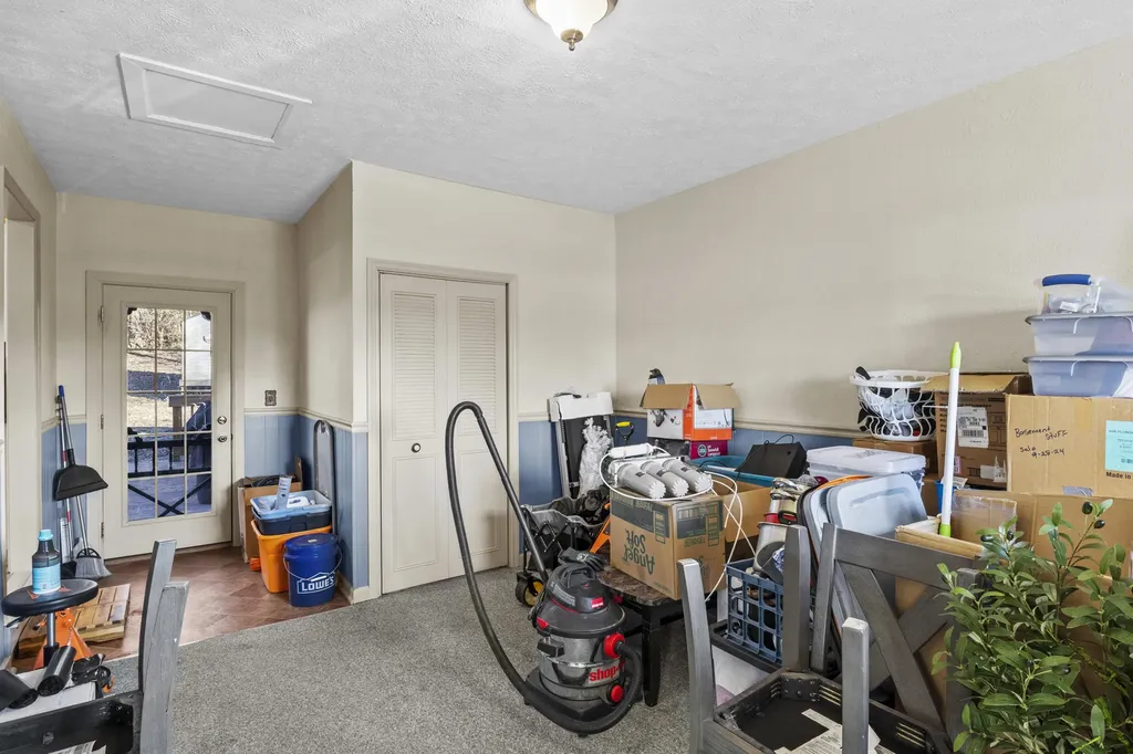 318 Senate Drive Frankfort KY 40601