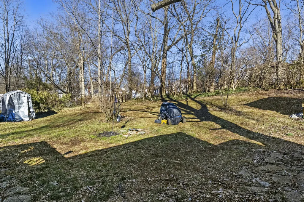 318 Senate Drive Frankfort KY 40601