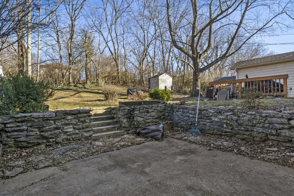318 Senate Drive Frankfort KY 40601