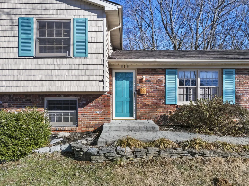 318 Senate Drive Frankfort KY 40601